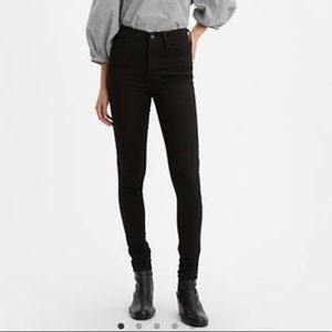 Levi’s 720 High Rise Super Skinny Jeans